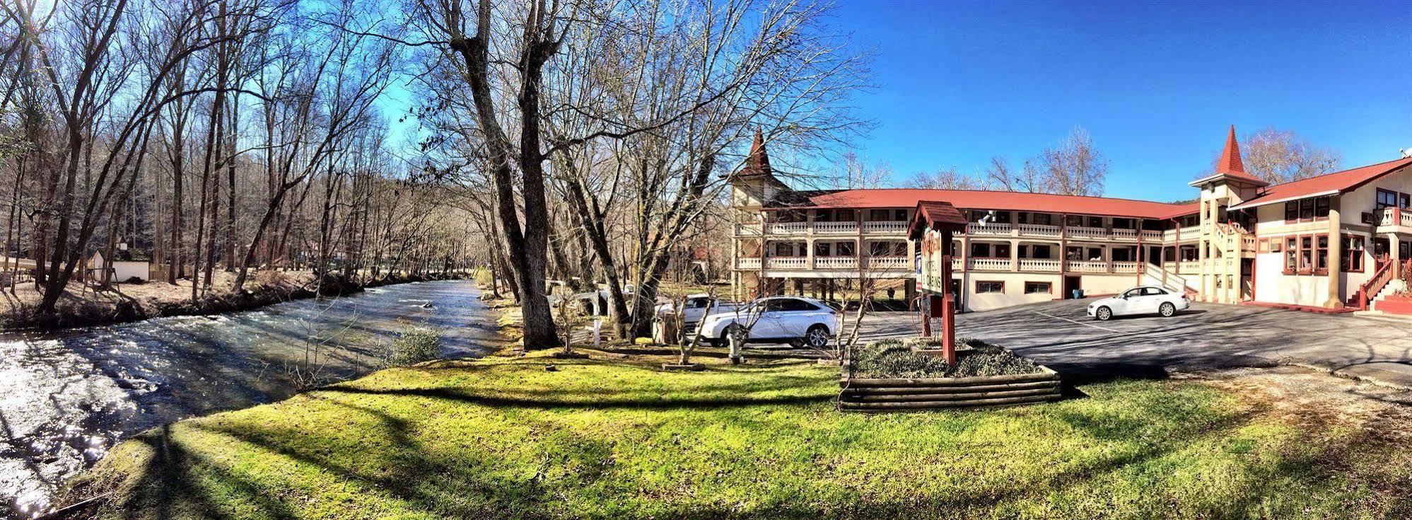 Riverbend Motel&Cabins Helen Exterior foto